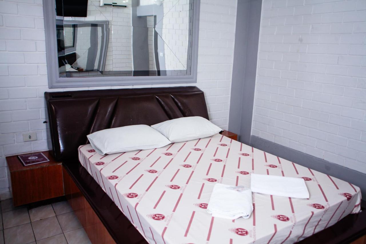 Hotel E Motel Madrugada Itu Bagian luar foto